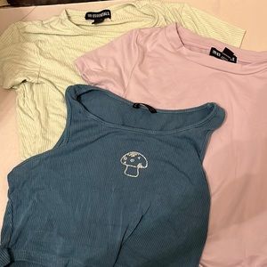3 cute cropped tops